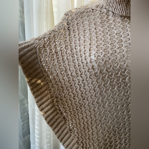 NWT Serra Loose Knit Poncho - Picture 6 of 8